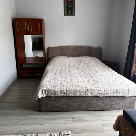у лариси Apartment *